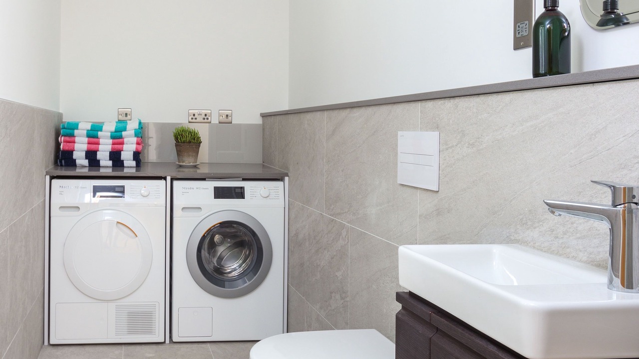 Photo of Bathroom in Cawsand