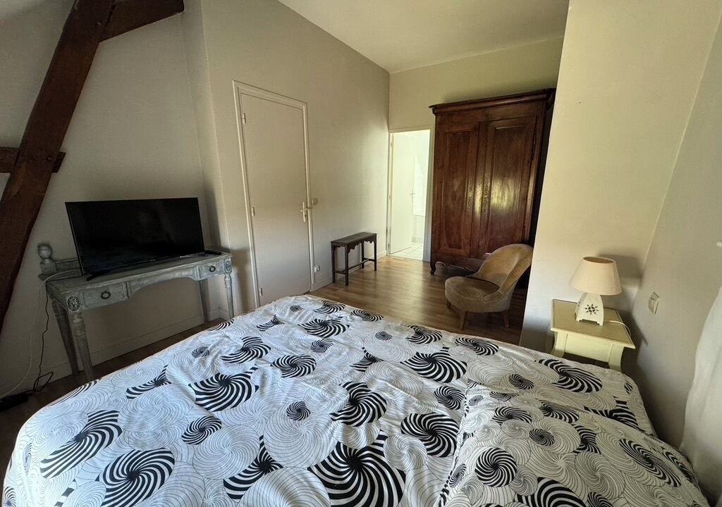 Photo of Bedroom in Beaumont-en-Veron
