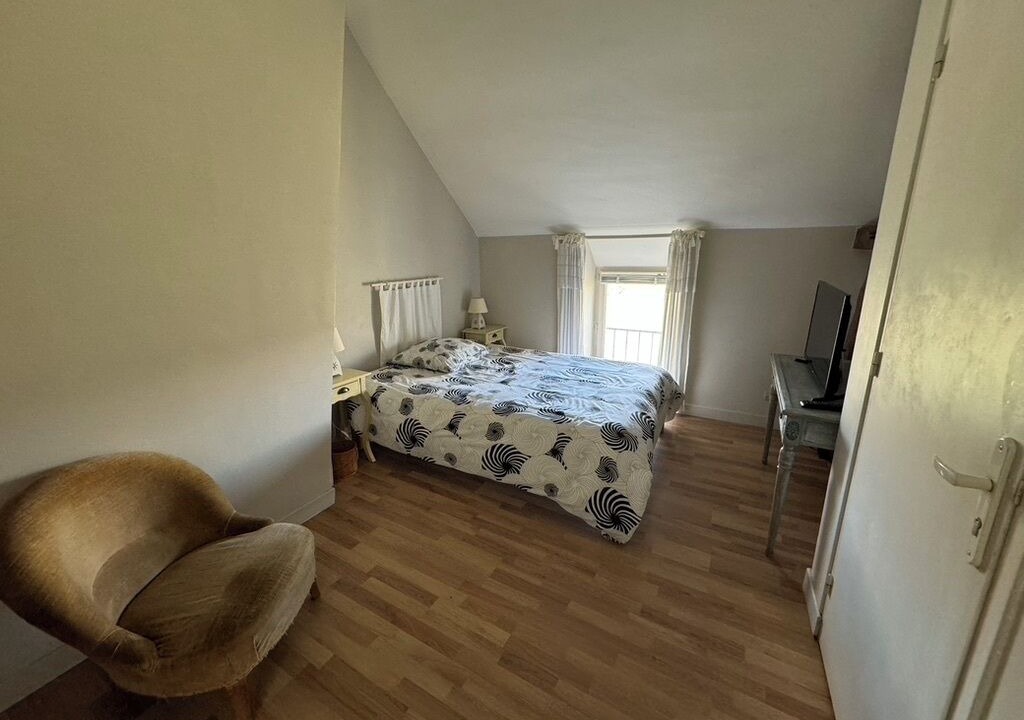 Photo of Bedroom in Beaumont-en-Veron