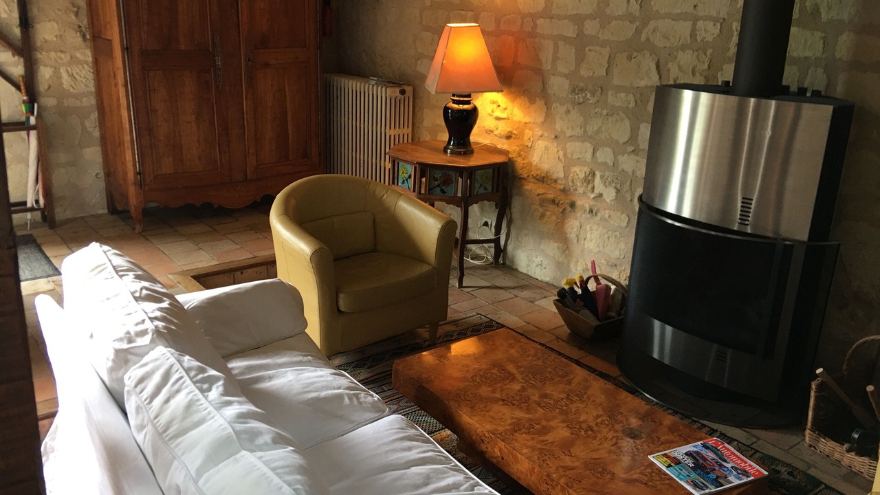 Photo of Livingroom in Beaumont-en-Veron