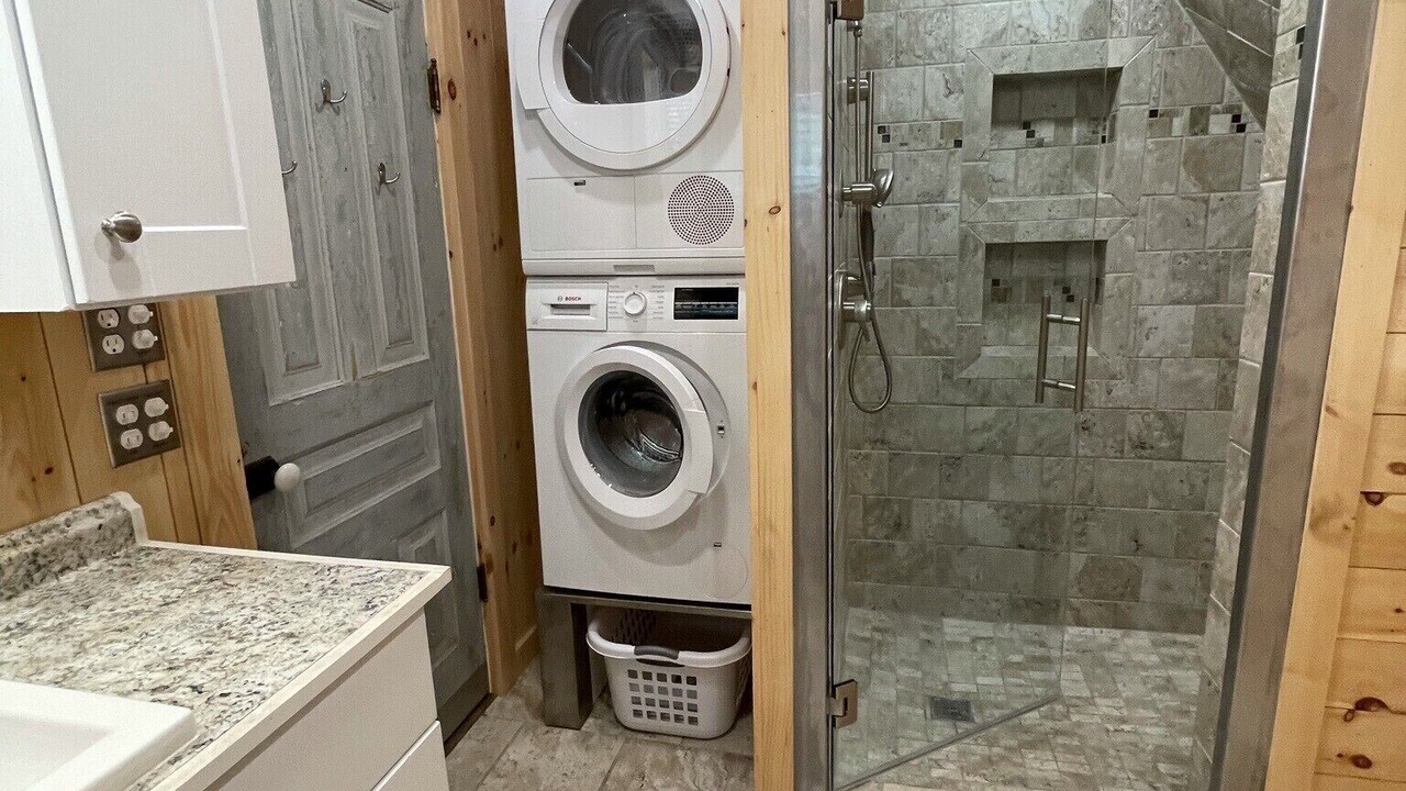 Photo of Bathroom in Wellston