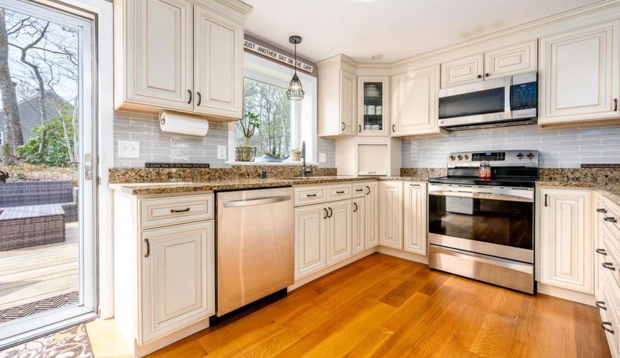 Photo of Kitchen in West Yarmouth