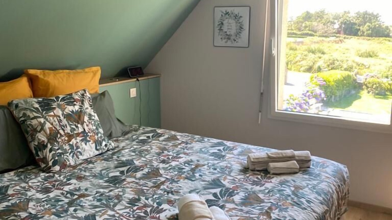 Photo of Bedroom in Landunvez