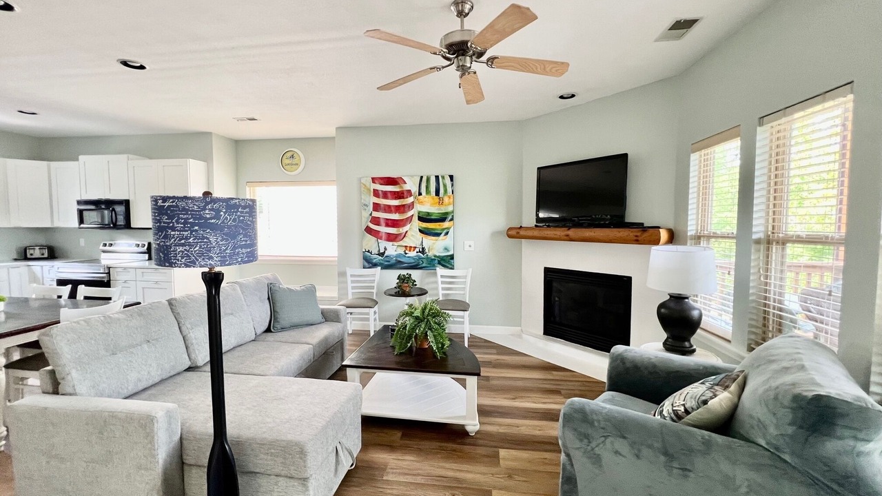 Photo of Livingroom in Indian Point