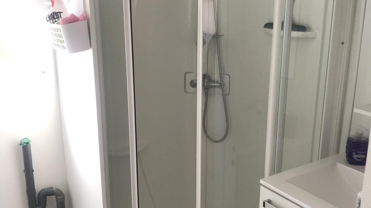 Photo of Bathroom in Caurel