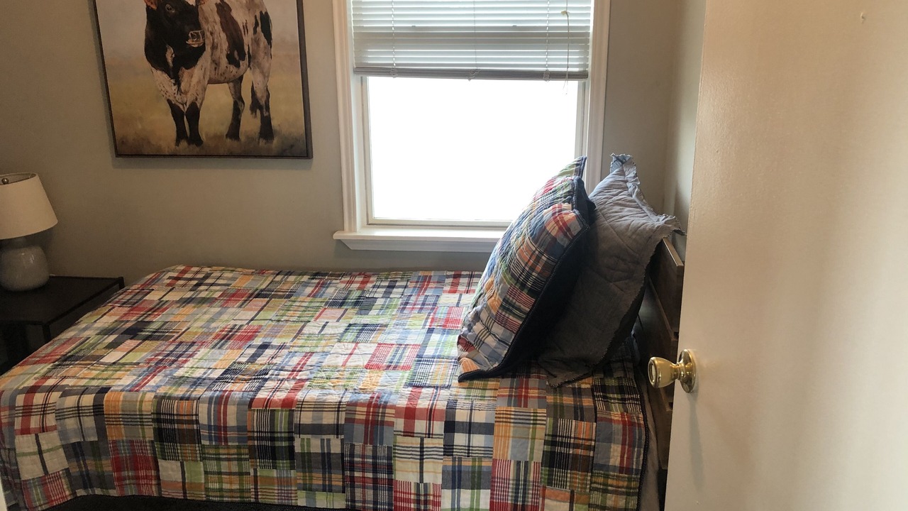 Photo of Bedroom in Cherry Street