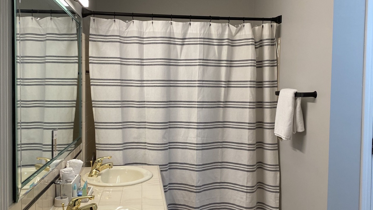Photo of Bathroom in Roswell