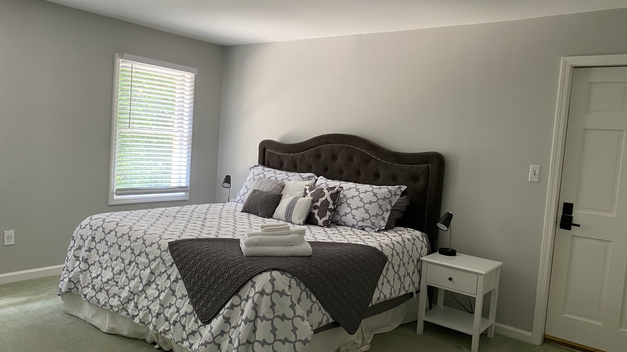 Photo of Bedroom in Roswell