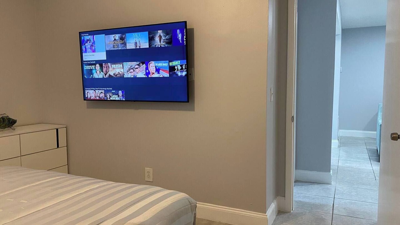 Photo of Bedroom in Hollywood