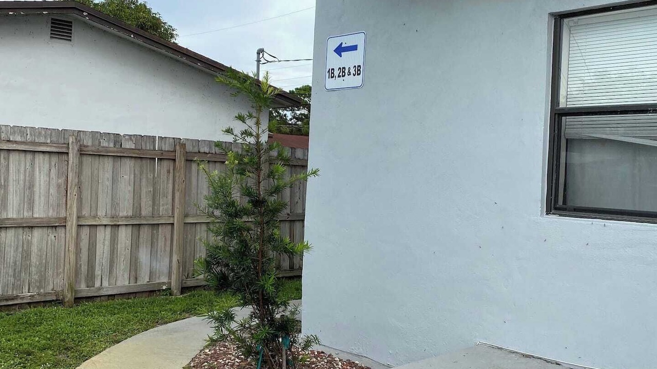 Photo of Outdoor in Hollywood