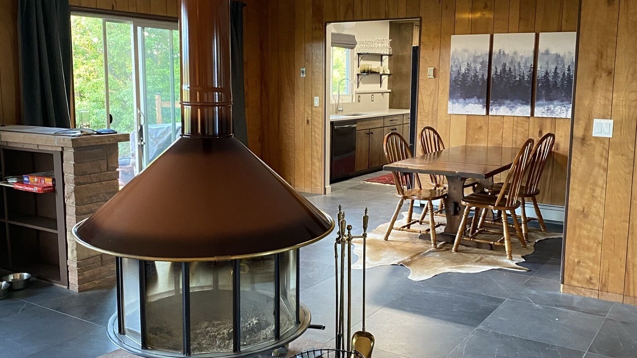 Photo of Livingroom in Saratoga