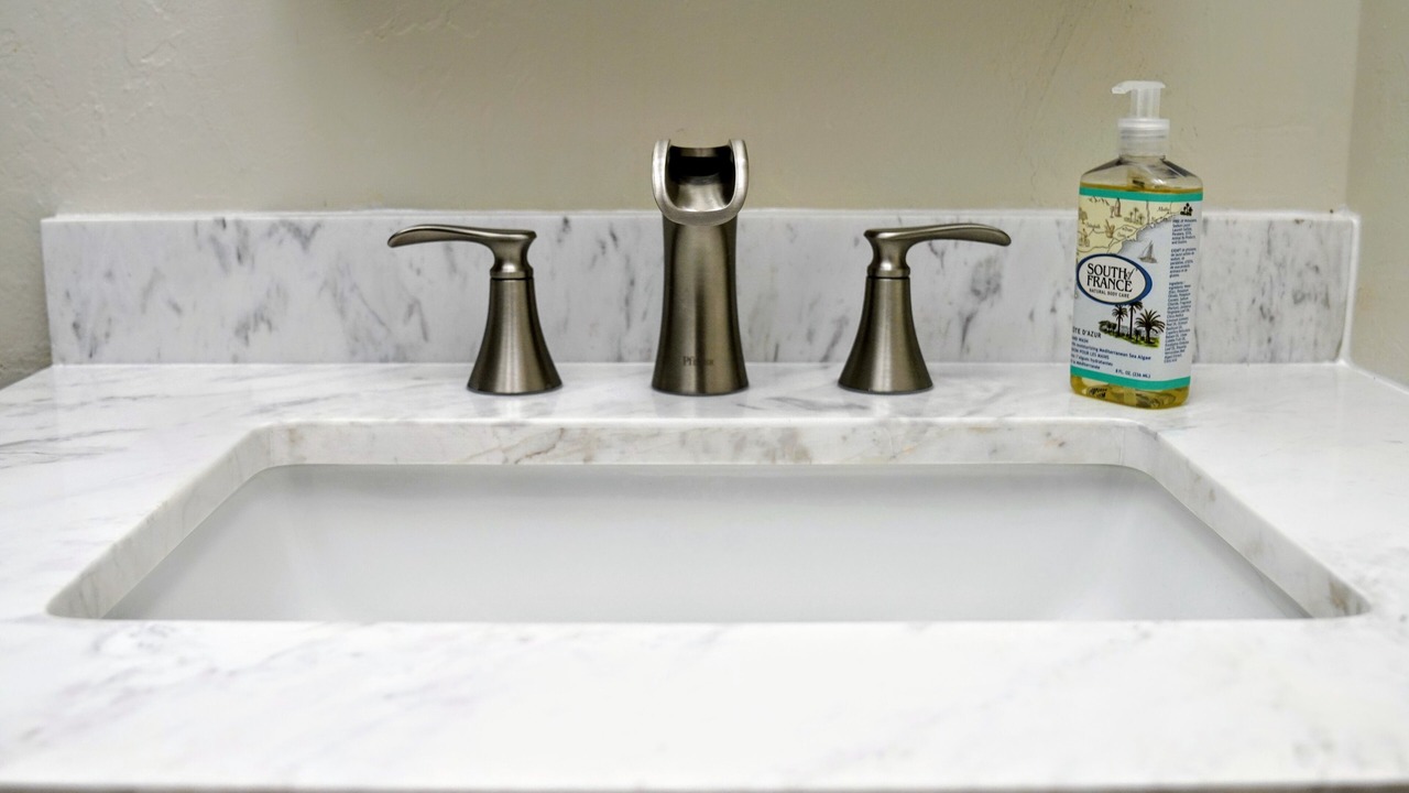 Photo of Bathroom in Maili