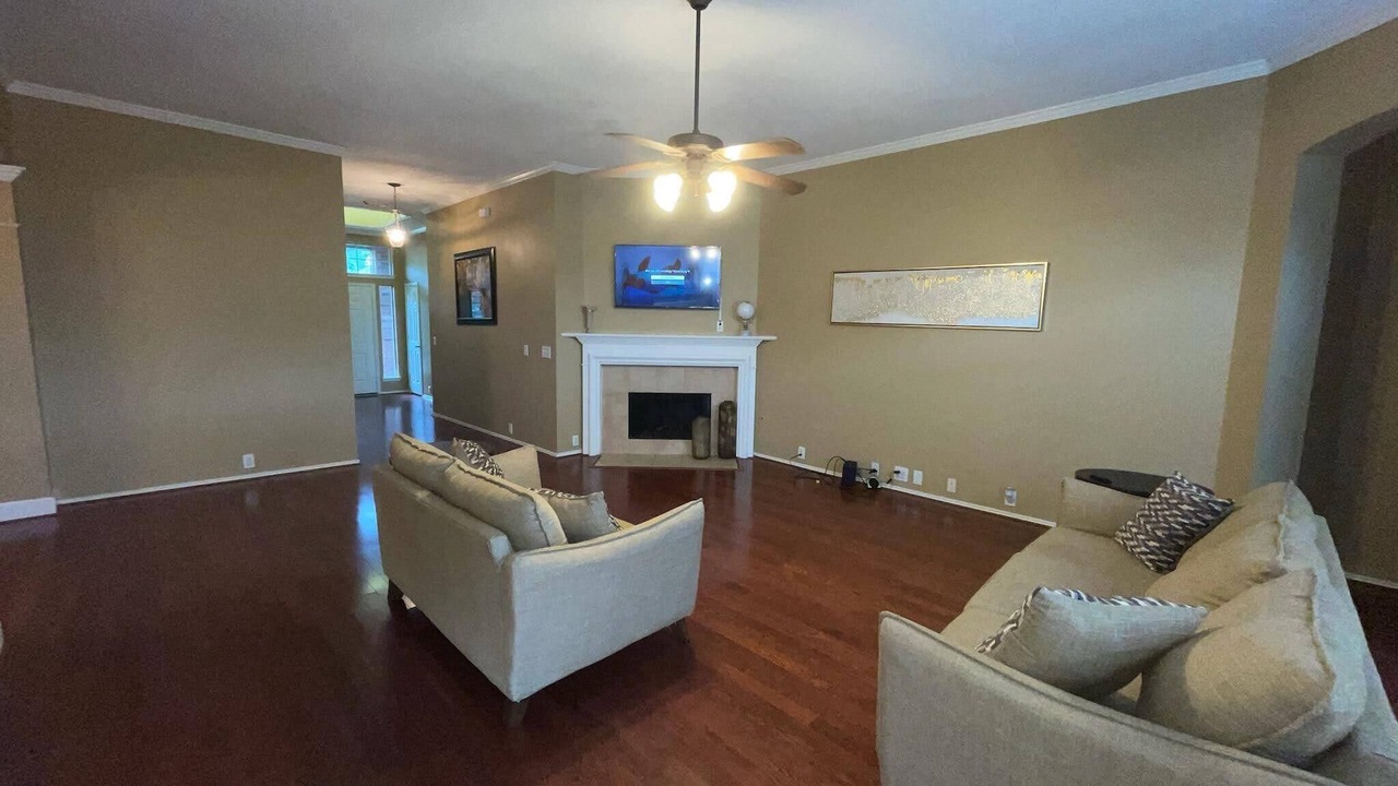 Photo of Livingroom in Atascocita