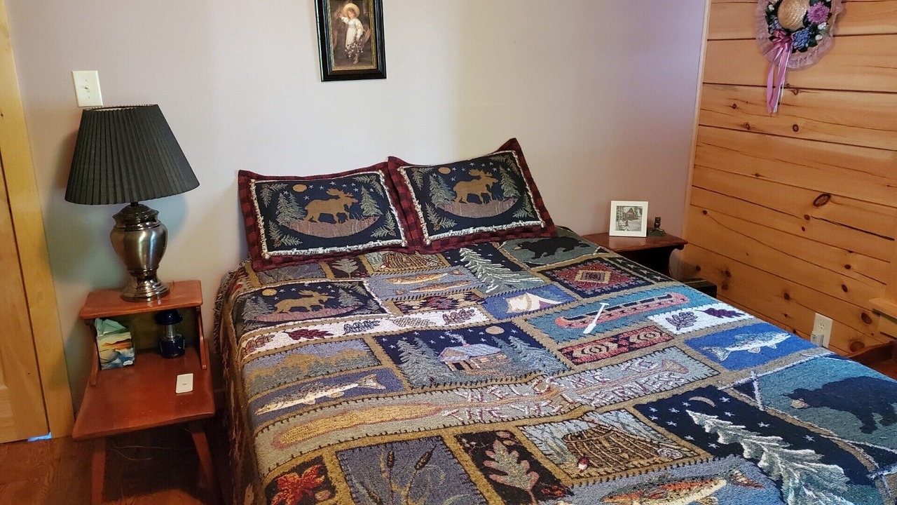 Photo of Bedroom in Athol