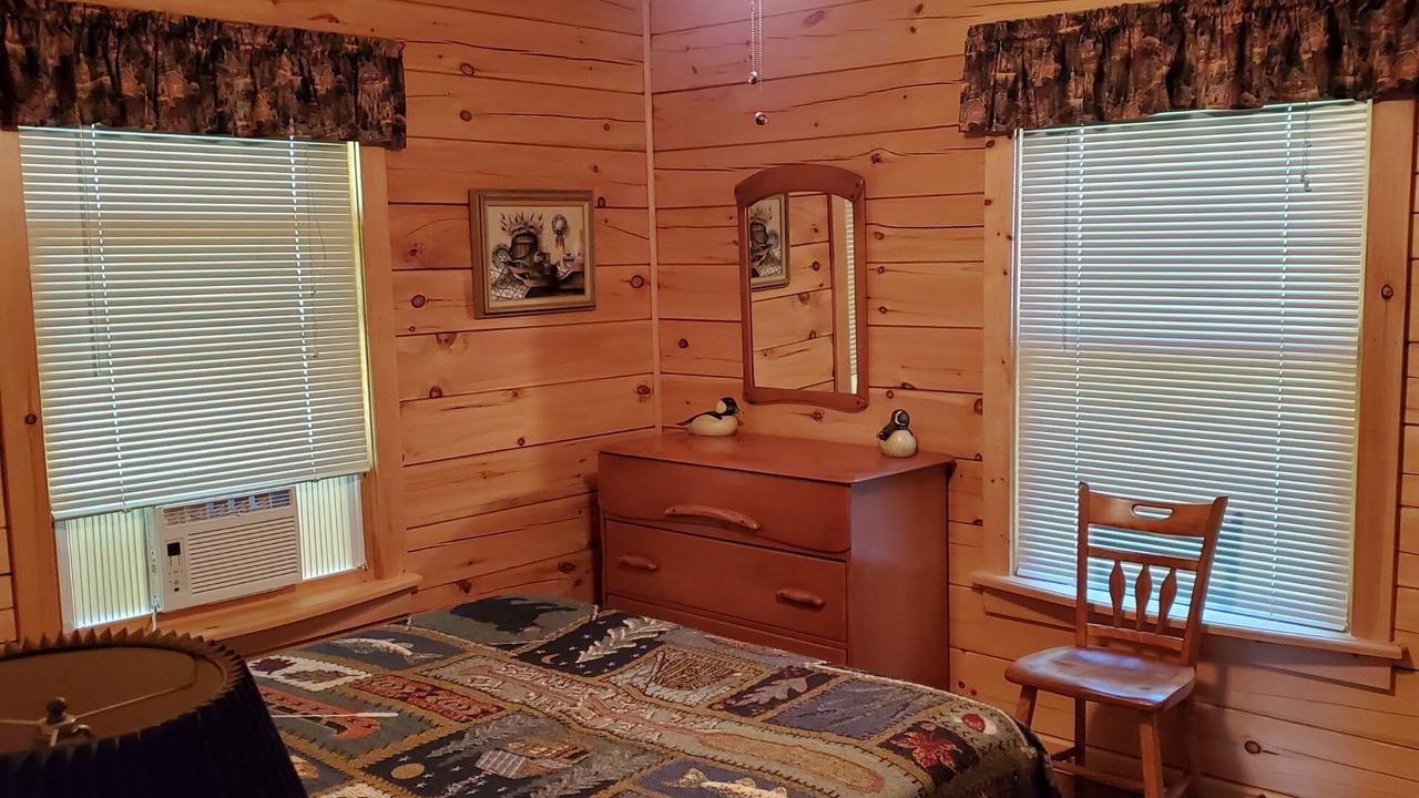 Photo of Bedroom in Athol