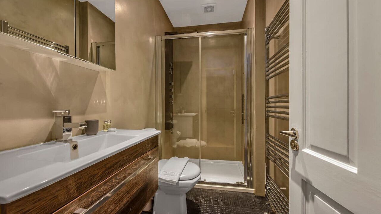 Photo of Bathroom in West Kensington