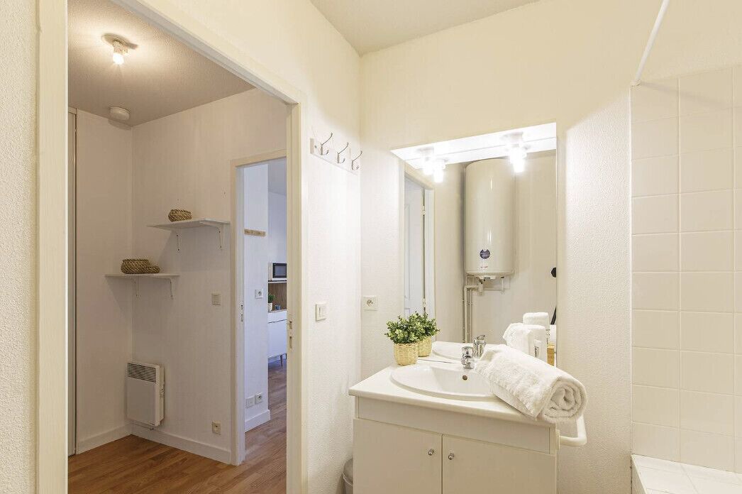 Photo of Bathroom in Laval