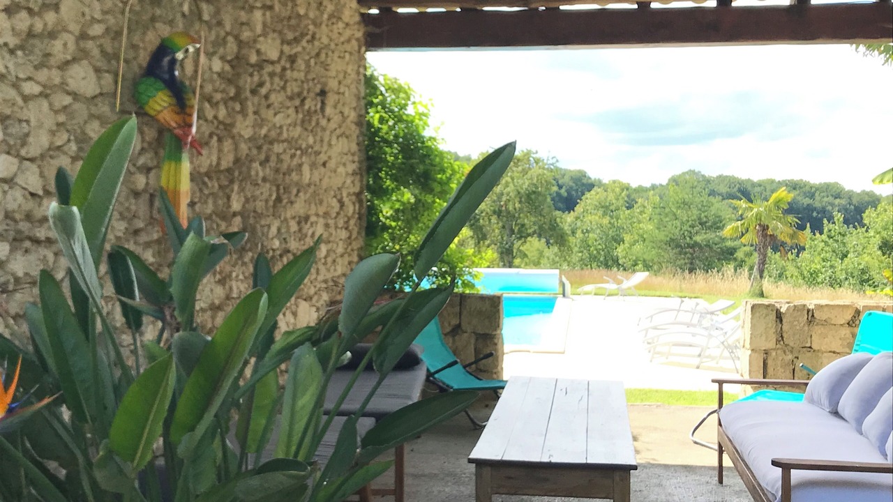 Photo of Patio Balcony in Sainte-Colombe-de-Villeneuve