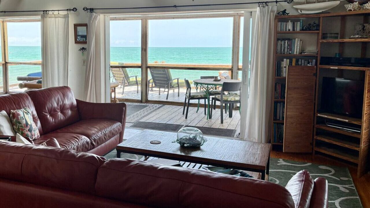 Photo of Livingroom in Placida
