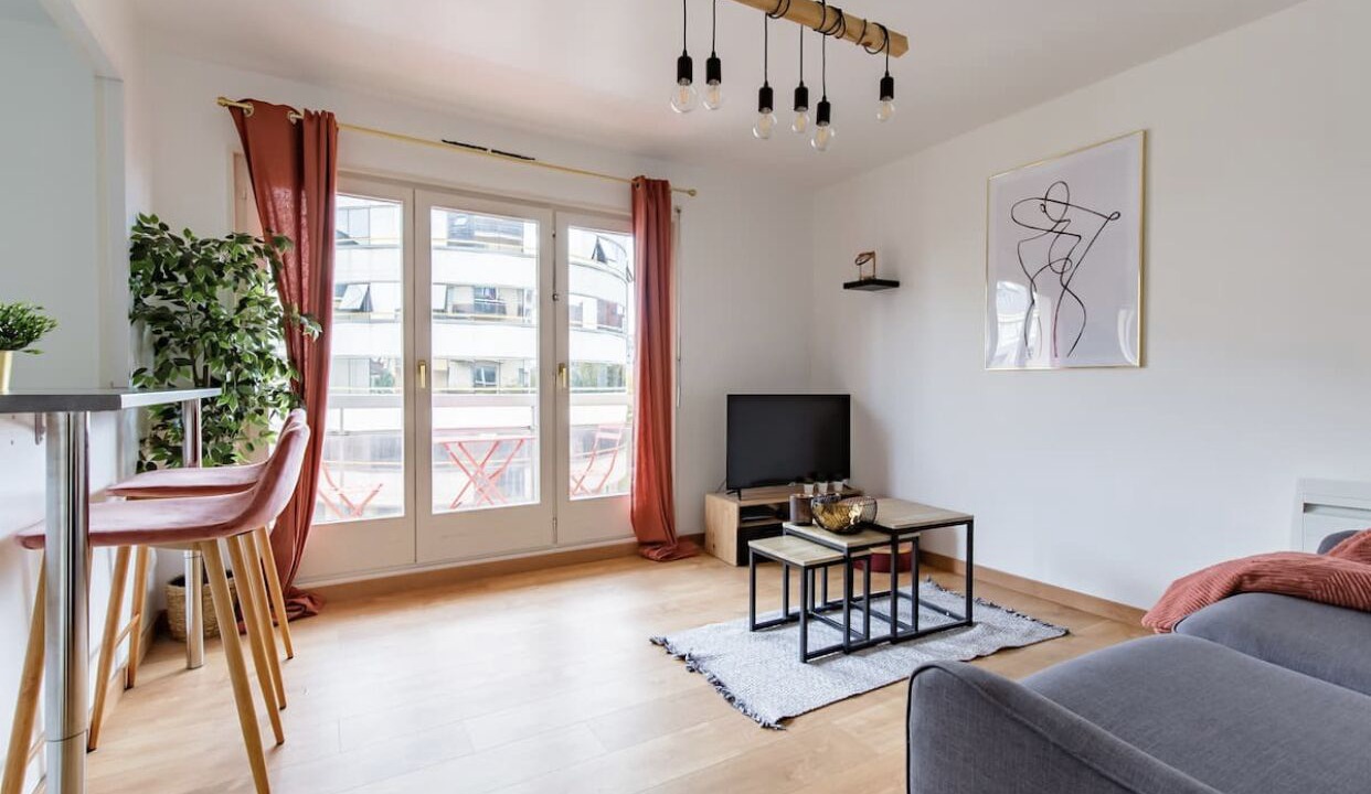 Photo of Livingroom in Neudorf Ouest