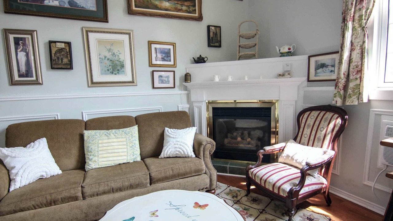 Photo of Livingroom in Bracebridge