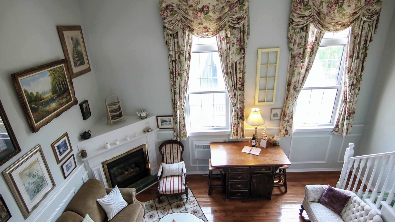 Photo of Livingroom in Bracebridge