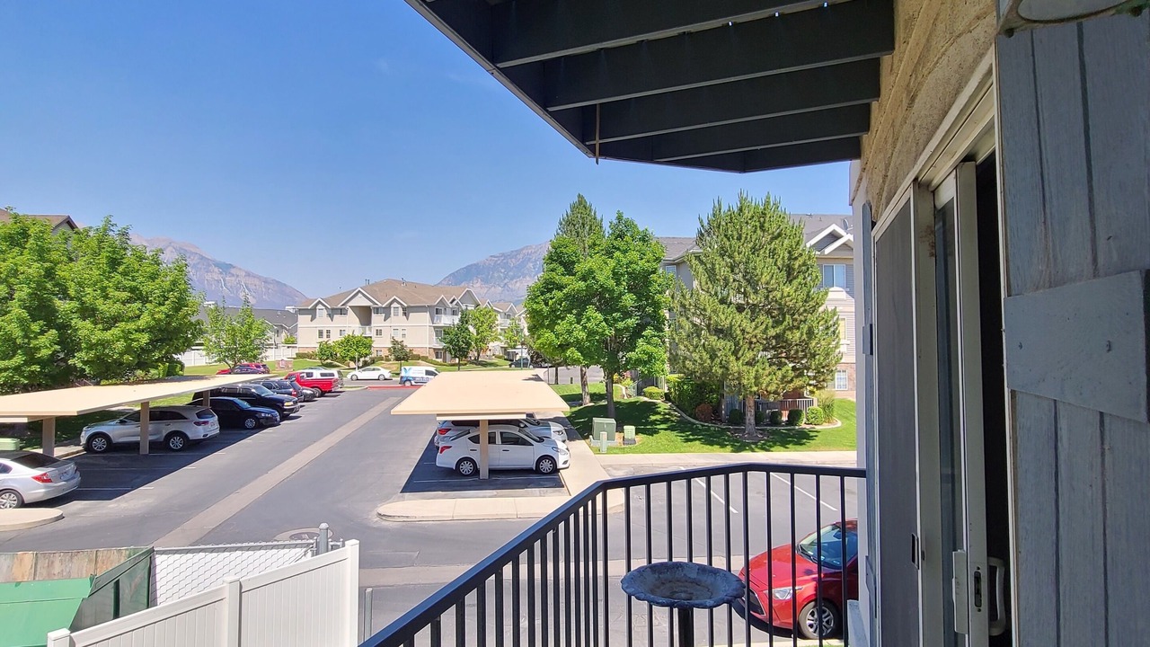 Photo of Outdoor in Lakeview