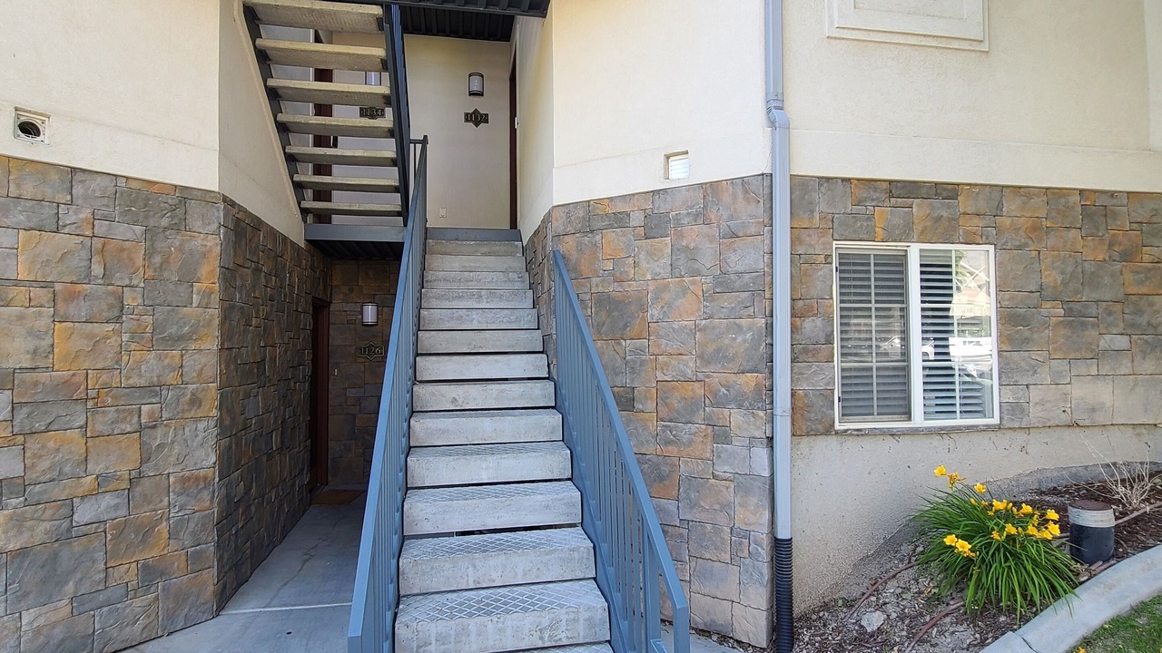 Photo of Outdoor in Lakeview