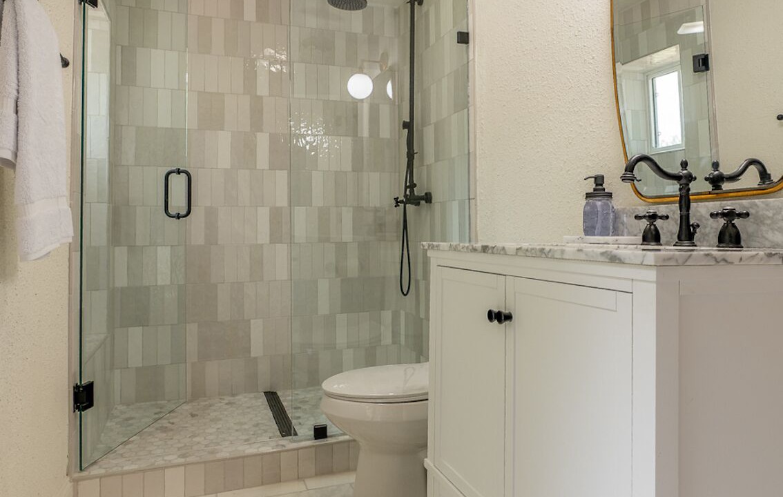 Photo of Bathroom in Holiday Island