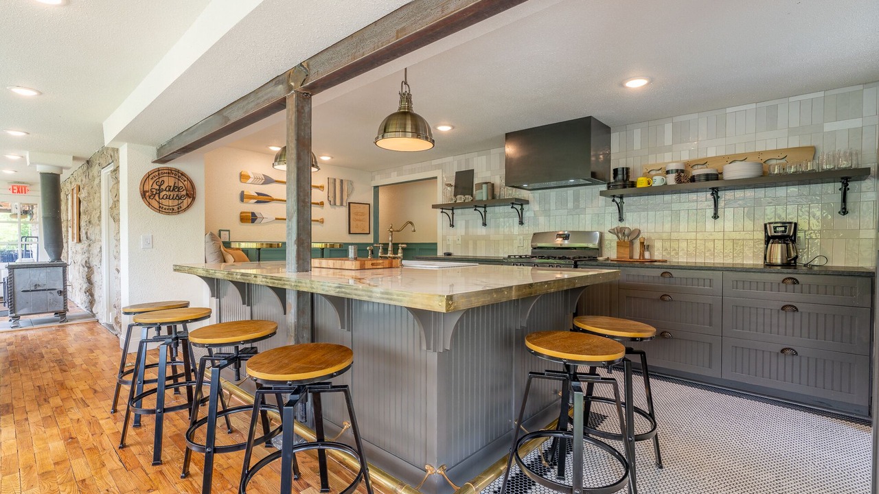 Photo of Kitchen in Holiday Island