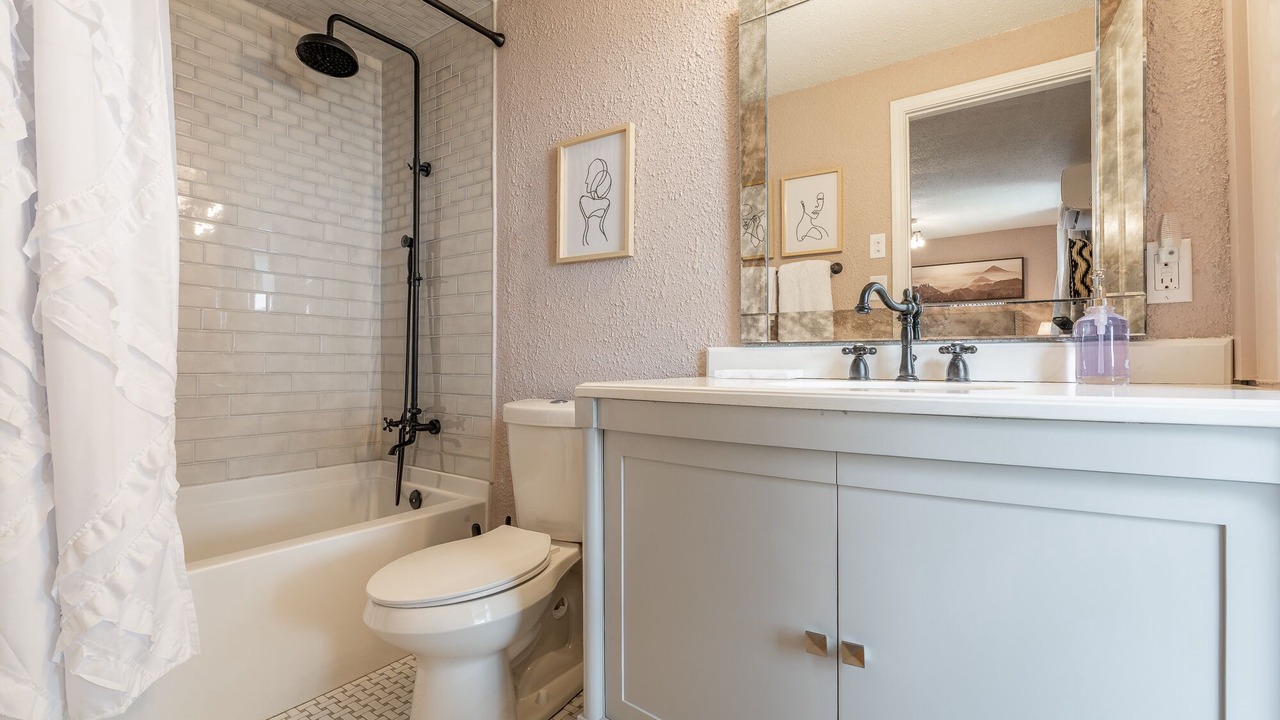 Photo of Bathroom in Holiday Island