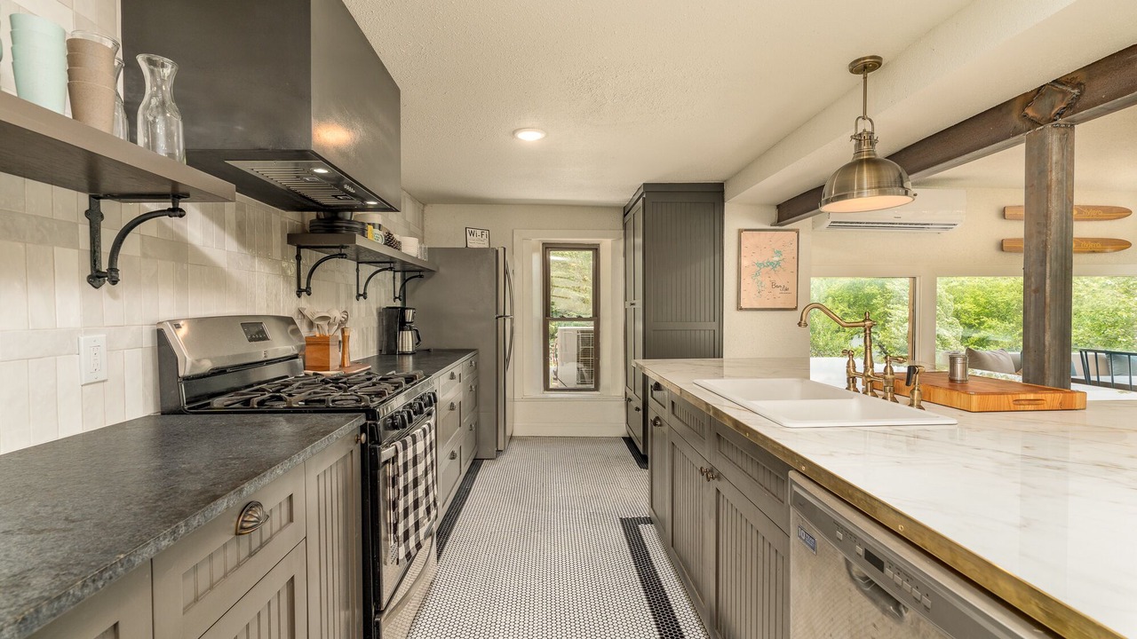 Photo of Kitchen in Holiday Island
