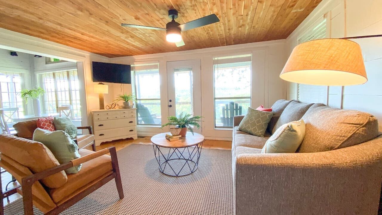 Photo of Livingroom in Boswell