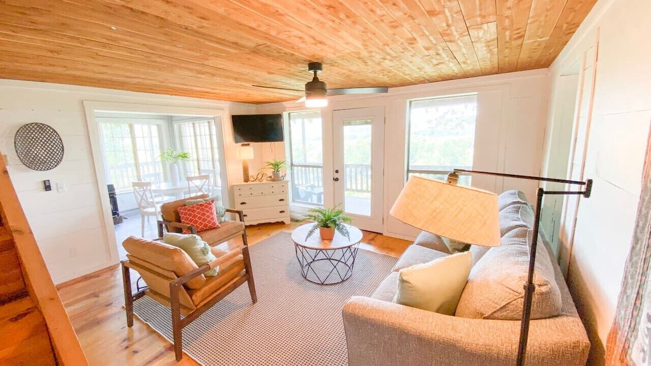 Photo of Livingroom in Boswell