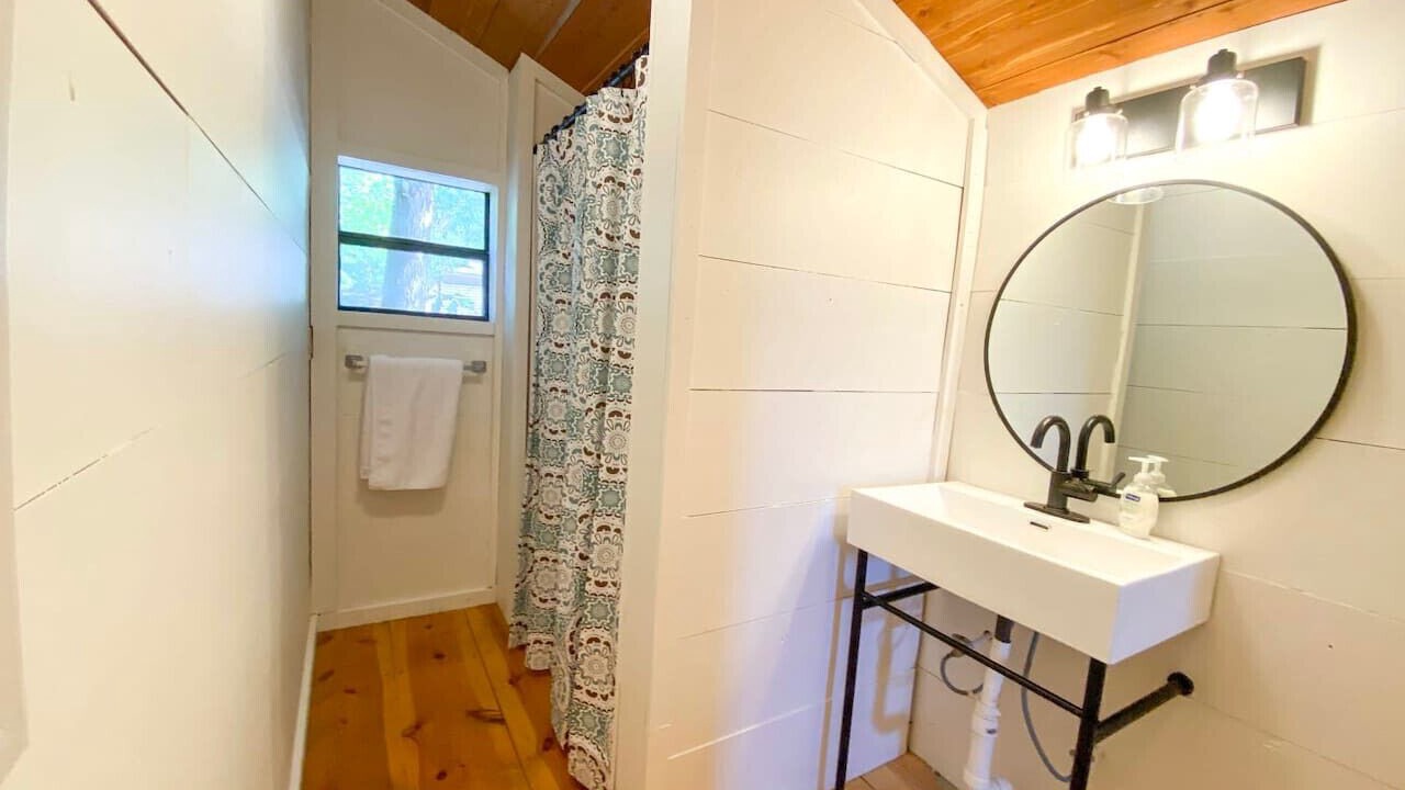 Photo of Bathroom in Boswell
