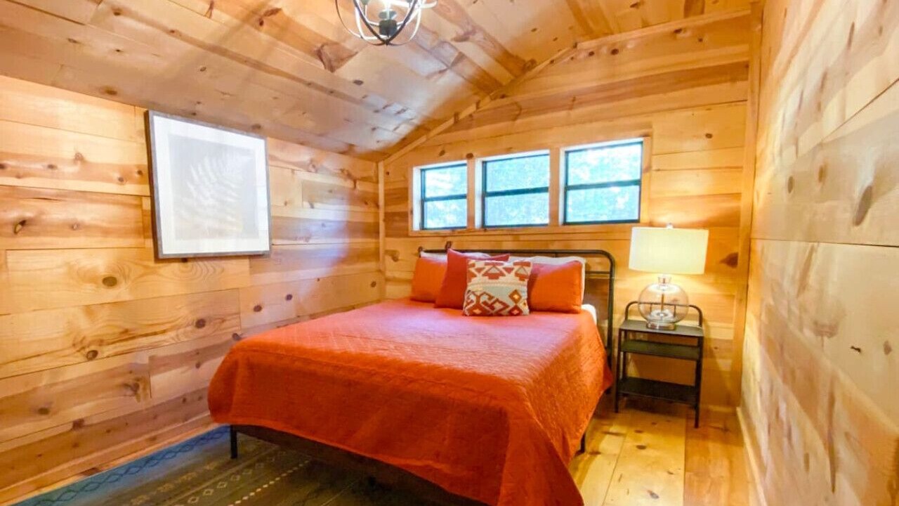Photo of Bedroom in Boswell