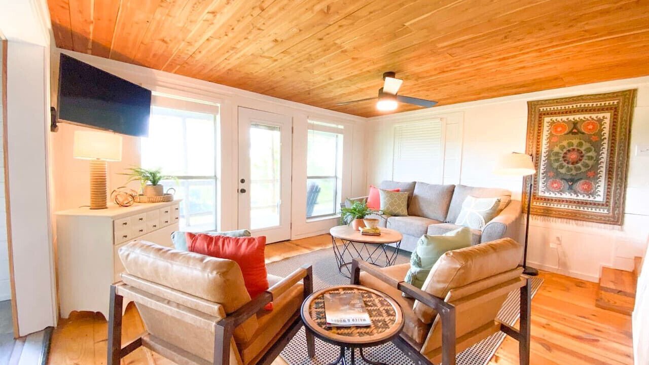 Photo of Livingroom in Boswell