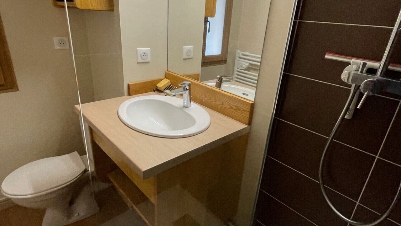 Photo of Bathroom in Laveissiere