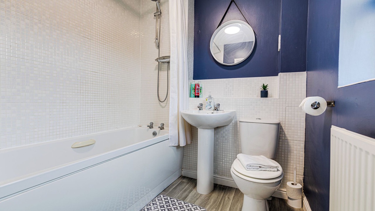 Photo of Bathroom in Edwinstowe