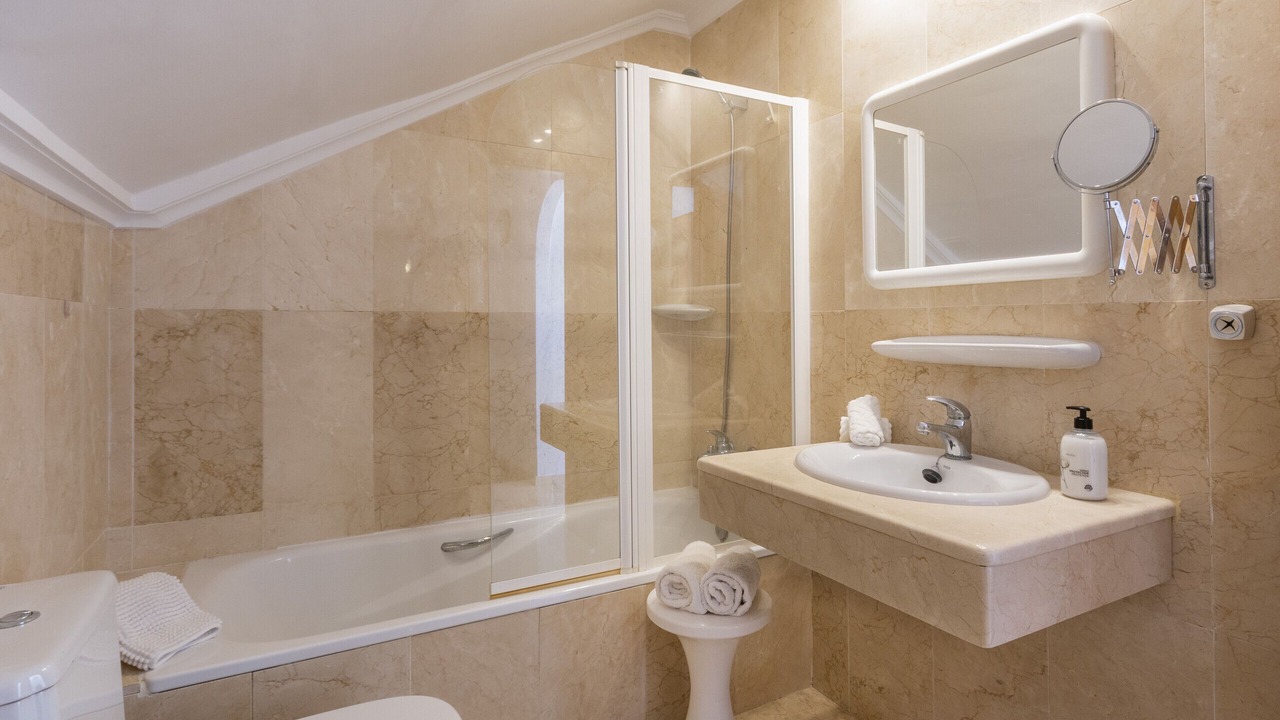 Photo of Bathroom in Aduanas