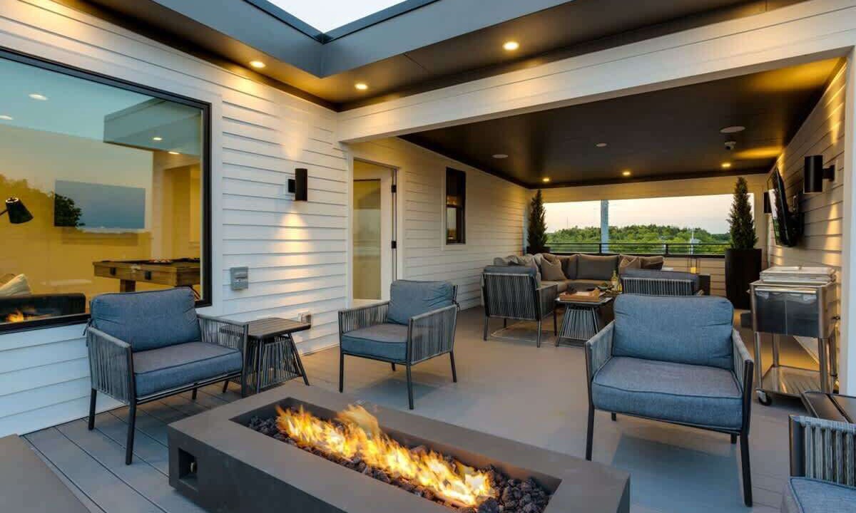 Photo of Patio Balcony in Talbot's Corner