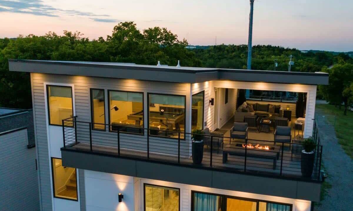 Photo of Patio Balcony in Talbot's Corner