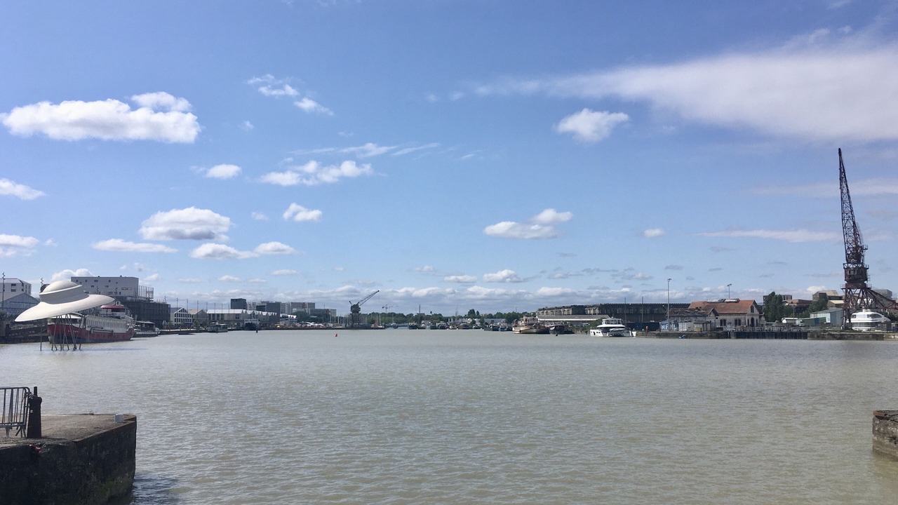 Photo of Others in Bassins a Flot