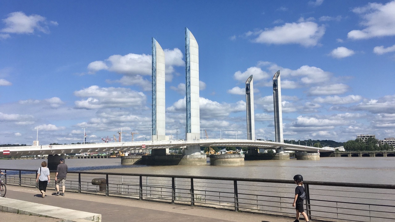 Photo of Others in Bassins a Flot