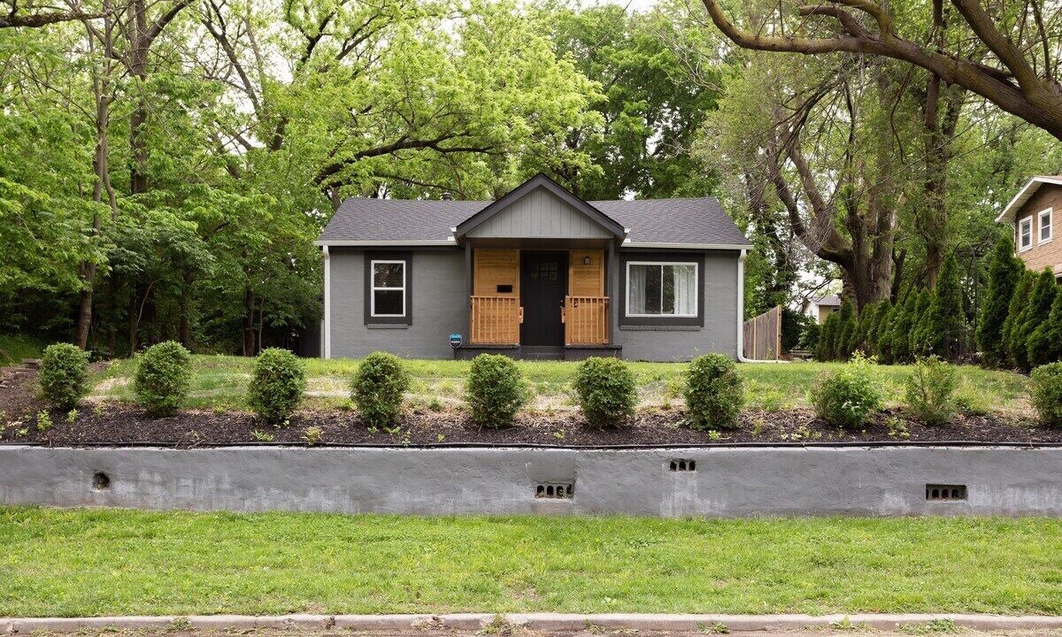 Photo of Outdoor in Rosedale