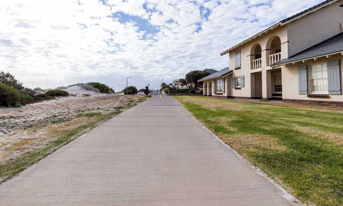 Photo of Outdoor in Semaphore Park