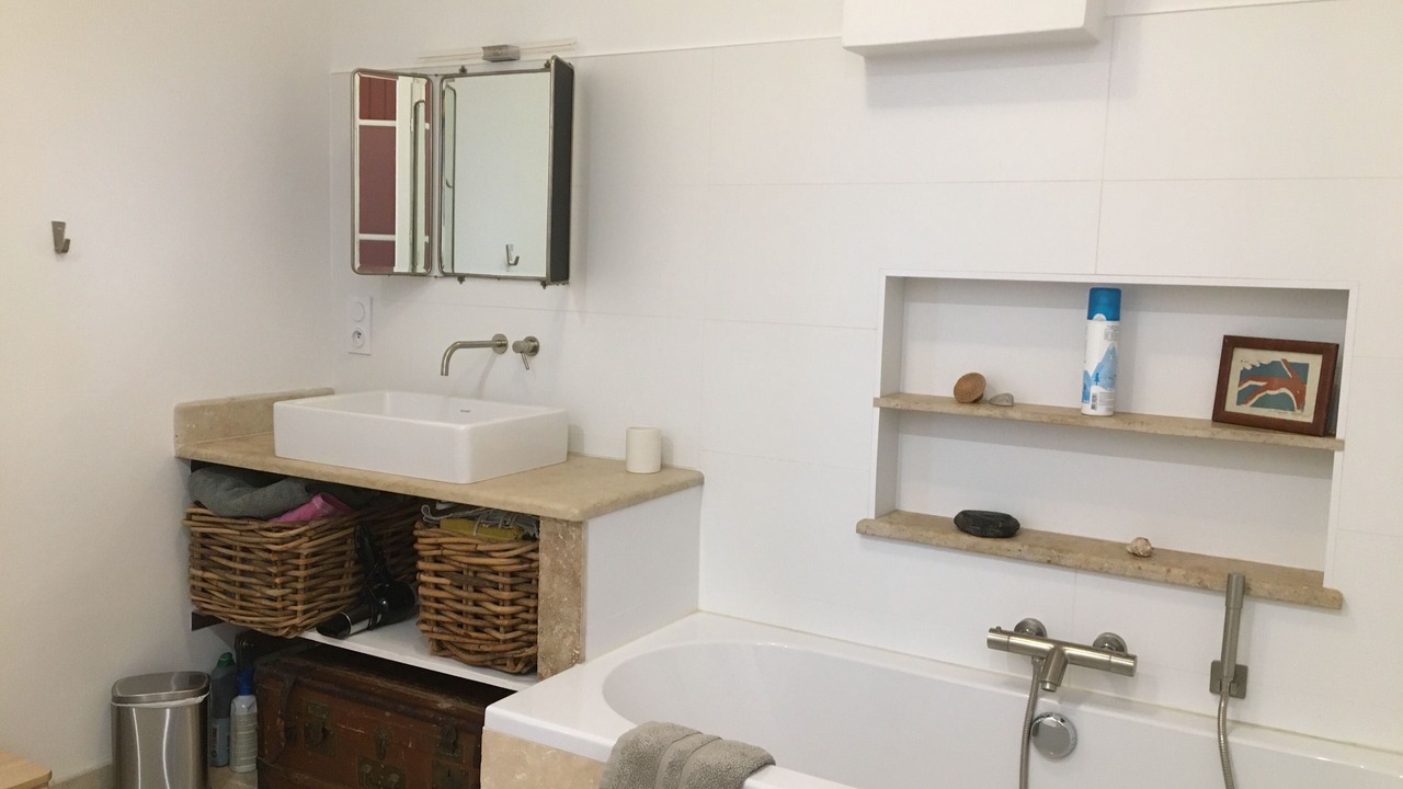 Photo of Bathroom in Cenon