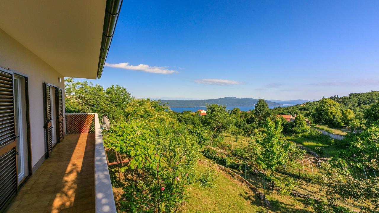 Photo of Outdoor in Sveta Jelena