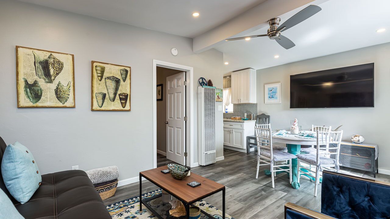Photo of Livingroom in Ocean Beach
