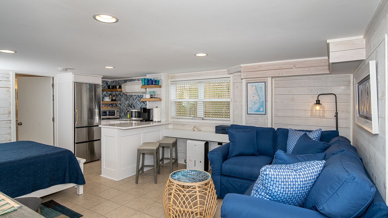 Photo of Livingroom in Atlantic Beach